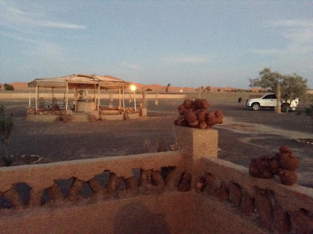 Secret Du Sahara Hotel เมอร์ซูกา ภายนอก รูปภาพ